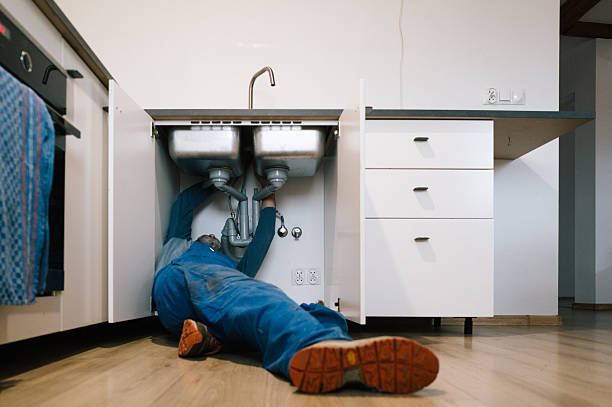 Professional Leak Detection technician working in Lagro, IN